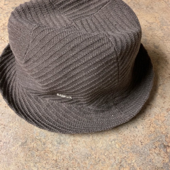 Hat - Picture 2 of 4